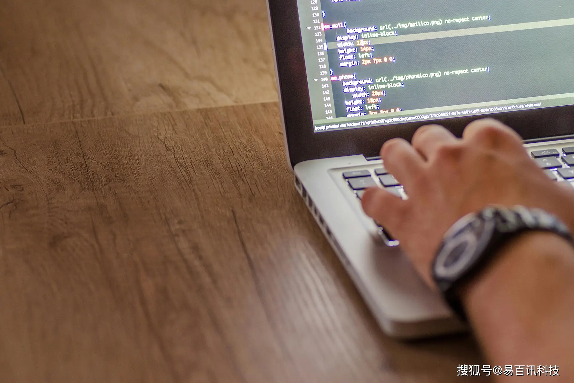 彩虹云市场 SEO 优化策略：提升在线可见性与用户体验